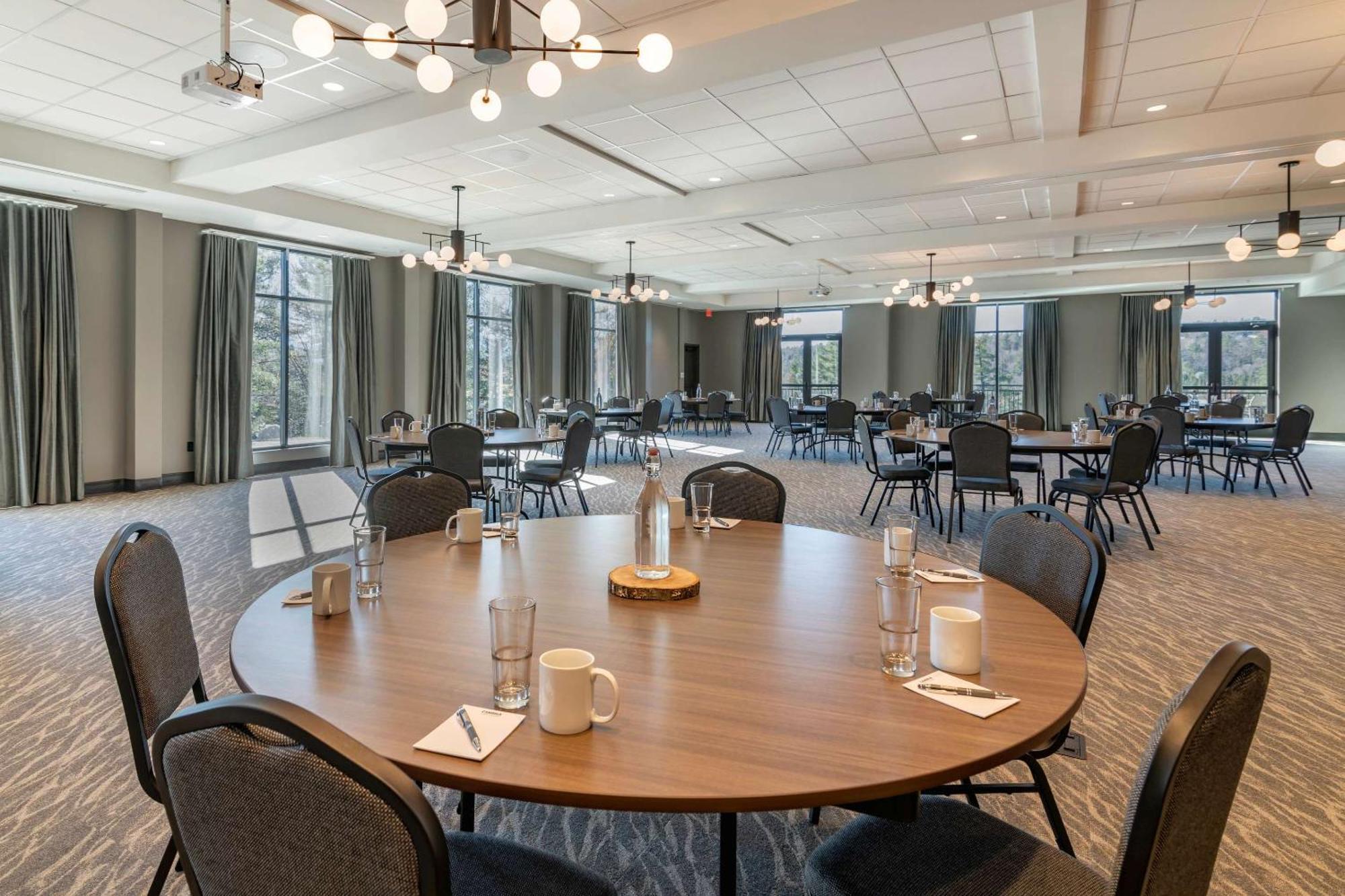 Cambria Hotel Lake Placid - Lakeside Resort Dış mekan fotoğraf