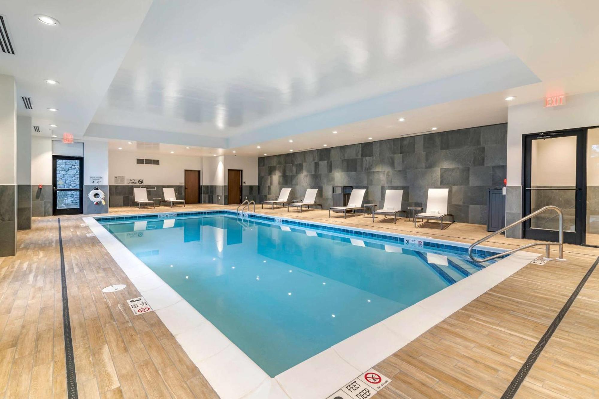 Cambria Hotel Lake Placid - Lakeside Resort Dış mekan fotoğraf