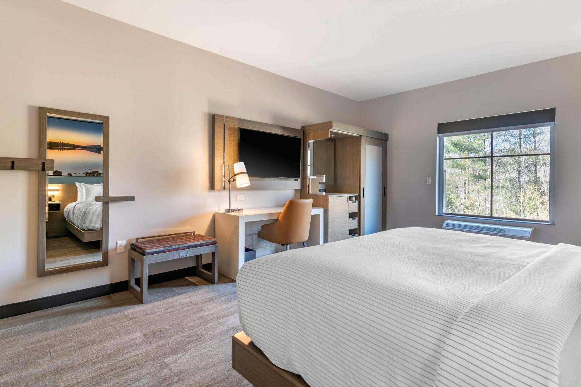 Cambria Hotel Lake Placid - Lakeside Resort Dış mekan fotoğraf